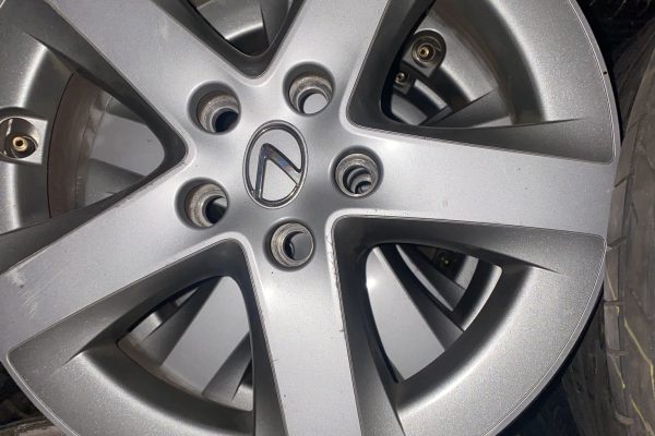 15 inch Lexus lichtmetalen velgen